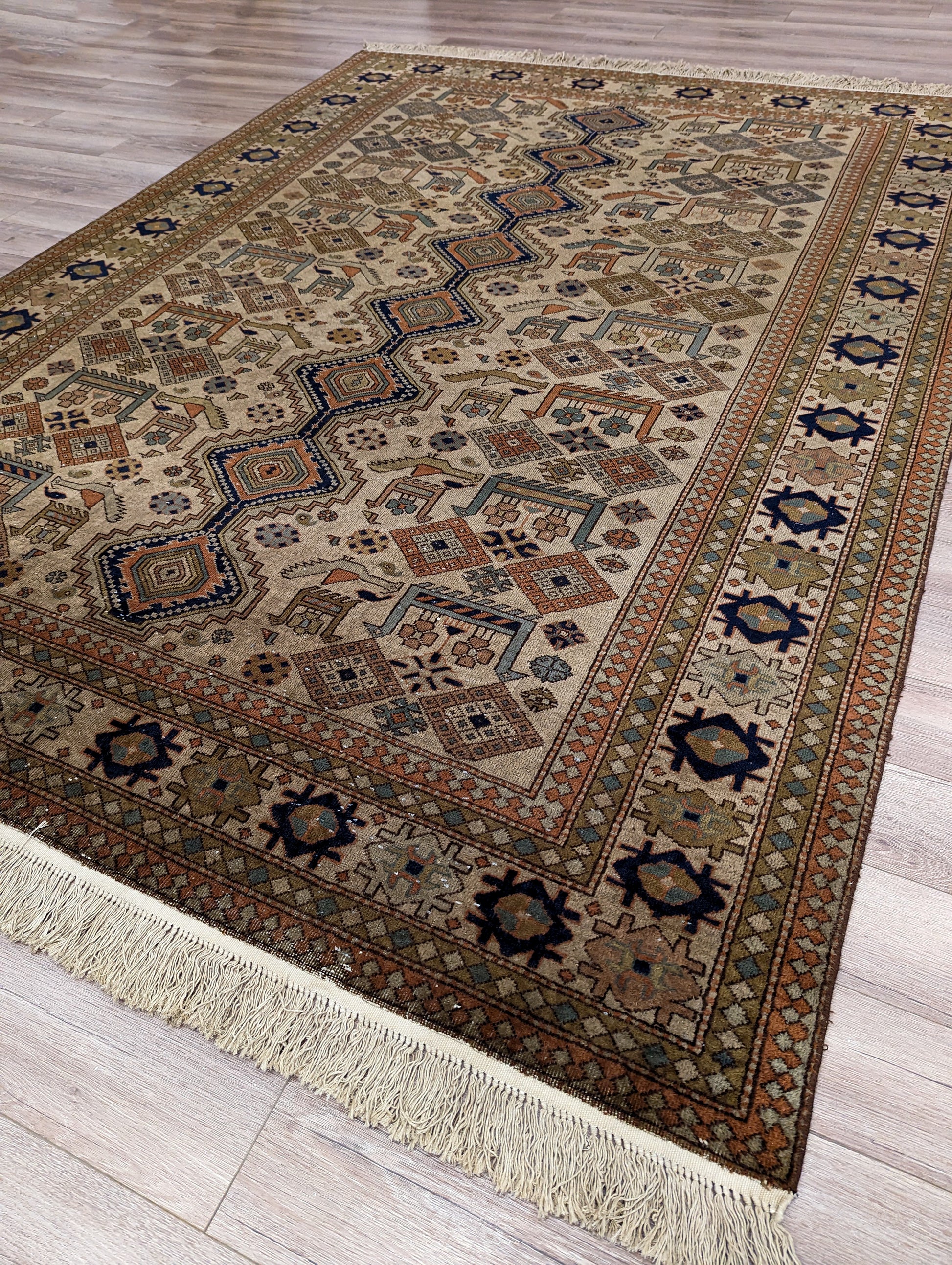 Hand-knotted Kazak rug from GHALYA collection – natural wool, 2.05m x 2.85m
